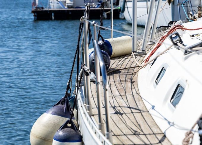Sailboat Beneteau Oceanis 45 14m
