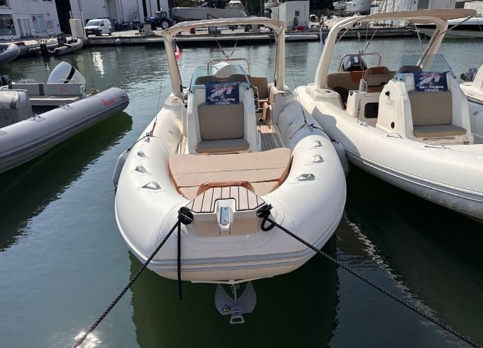 RIB Zodiac Medline 7.5 250hp