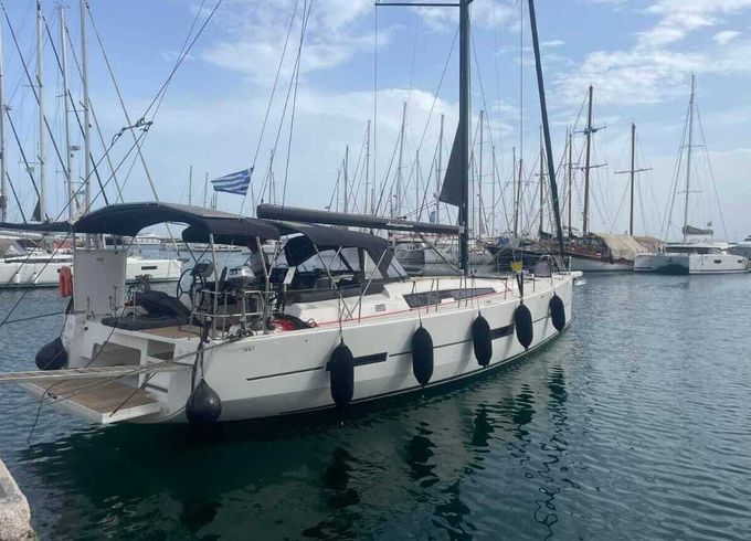Sailboat Dufour 560 17m
