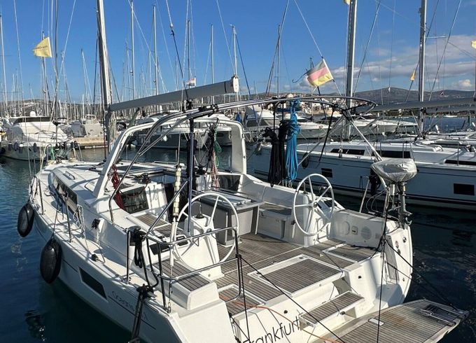 Sailboat Beneteau Oceanis 41.1 12.43m
