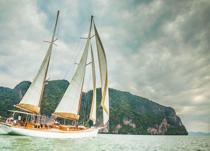 Sailing yacht Classic Ketch 29m