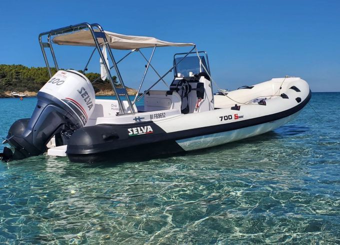 RIB Selva Marine 700 S LINE 200hp