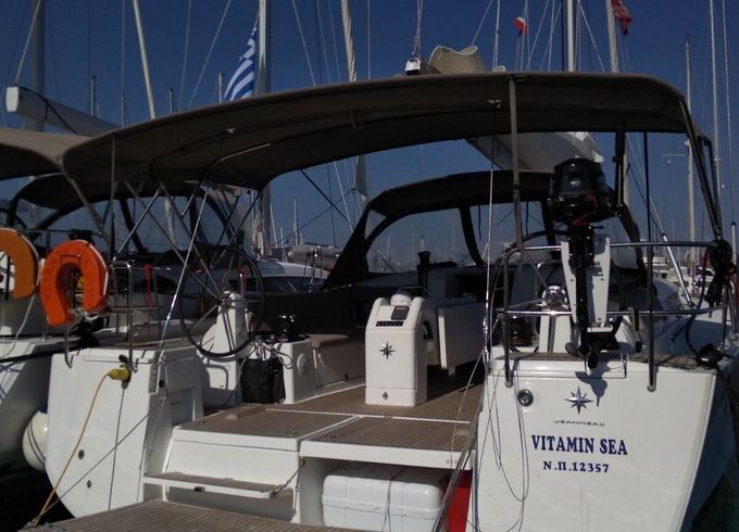Sailboat Jeanneau Sun Odyssey 490 14.42m