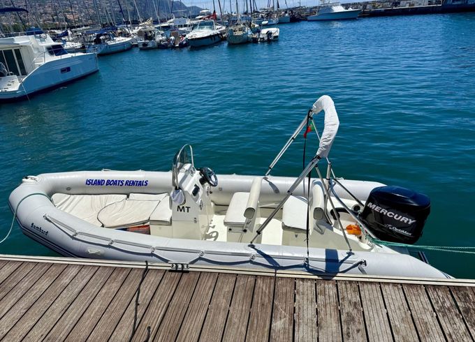 Motorboat Bombard Bombard 640 130hp