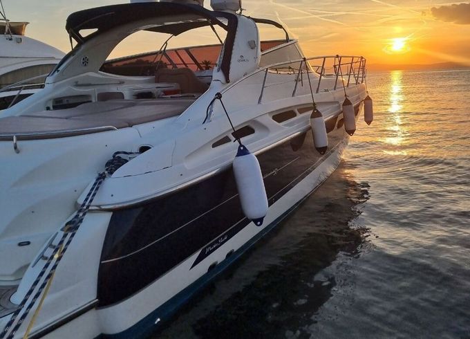 Motorboat Cranchi Mediterranee 50 open 1600hp
