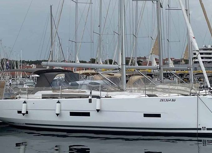 Sailboat Dufour Yachts Dufour 430 13m