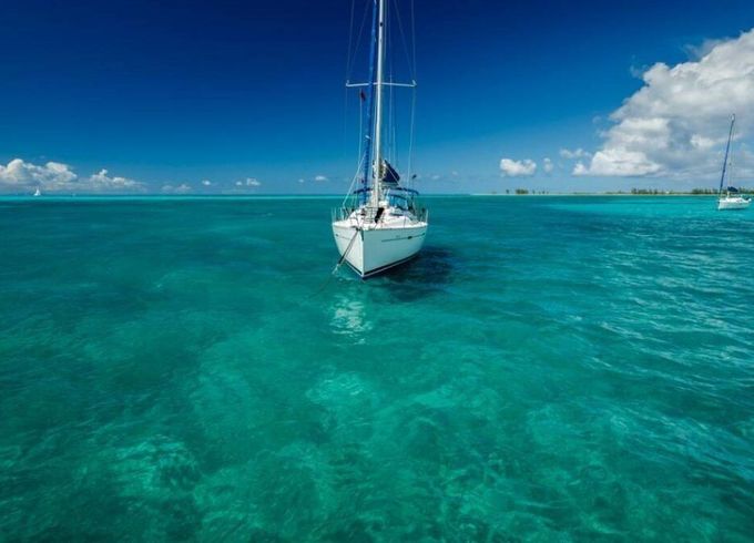 Sailboat Reves d'antilles Chantier Phinot 12m