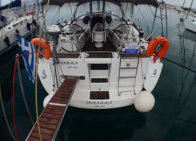 Sailboat BENETEAU OCEANIS 40 12.15m