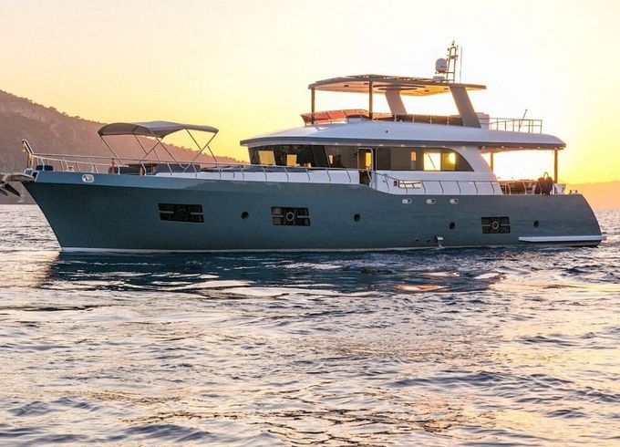 Motor yacht custom ( ihsan Bey ) 2021 800hp