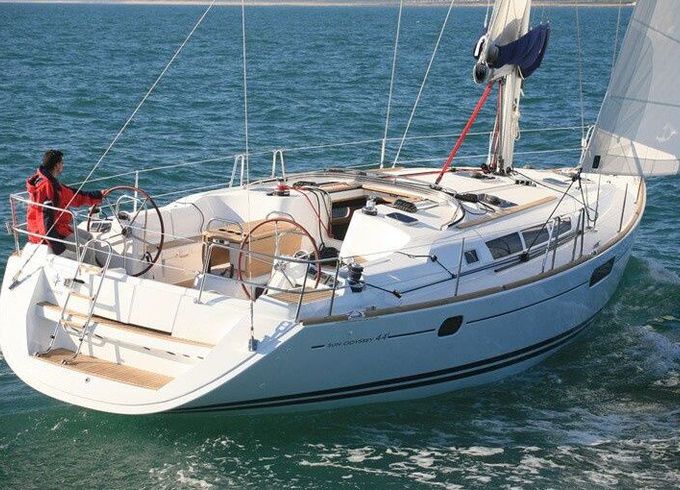 Sailboat Jeanneau Sun Odyssey 44i 13.7m