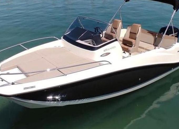 Motorboat Quicksilver 605 Sundeck 150hp
