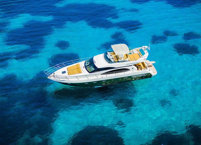 Motorboat Azimut 58 Fly 1560hp