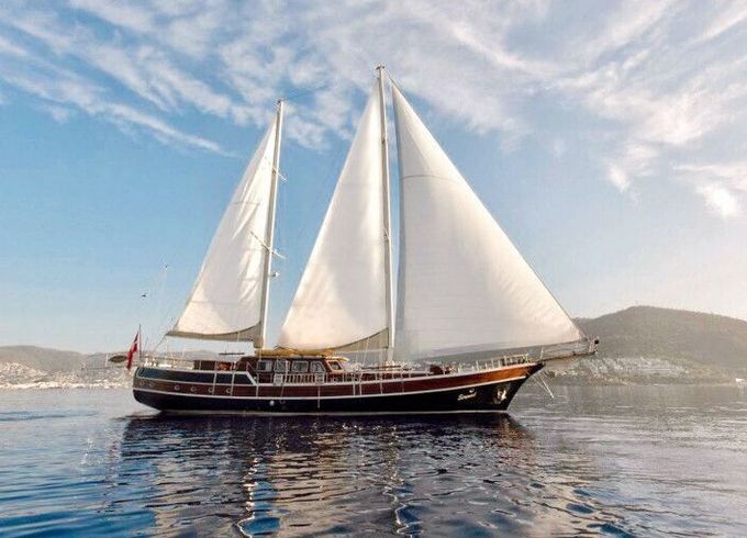 Sailing yacht Gulet Serenad 29m