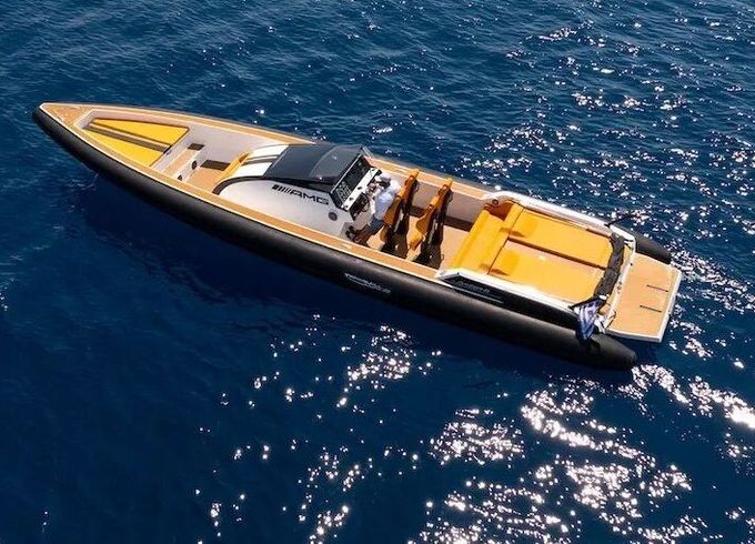Motorboat Technohull Omega 41 700hp
