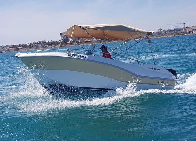 Motorboat Rio 550 90hp