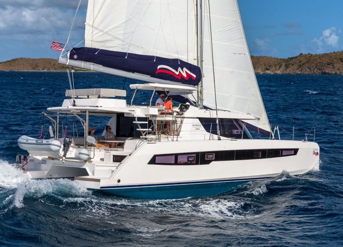 Catamaran Moorings 4500L/10 13m