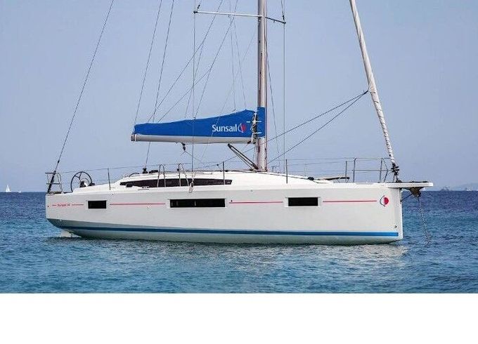 Sailboat Sunsail 410 12m