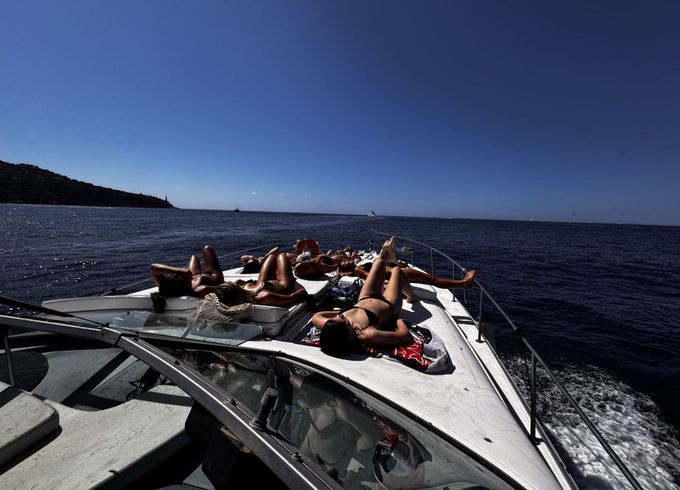 Motorboat SEE RAY 420 800hp