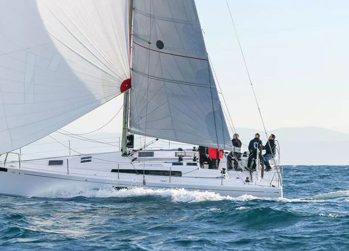 Sailboat Beneteau First 36 11m