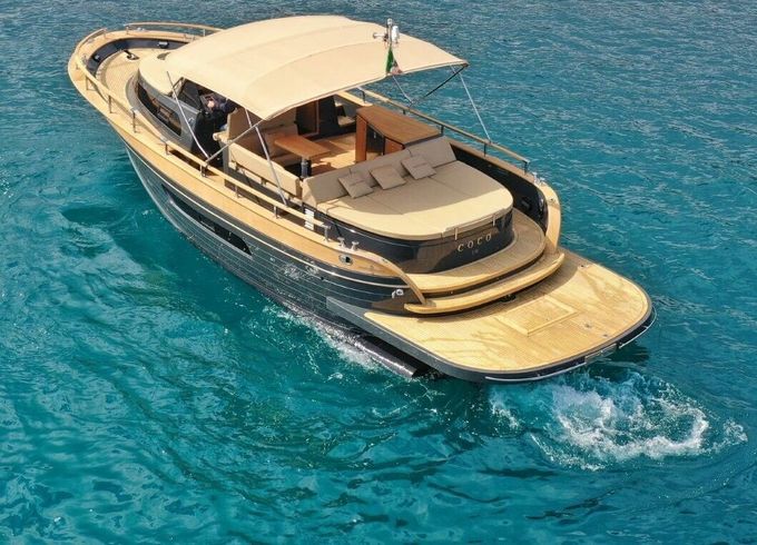 Motorboat NEW YACHT POSITANO 38' 740hp