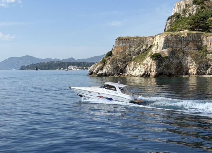 Motorboat Tullio Abbate elite 33 400hp