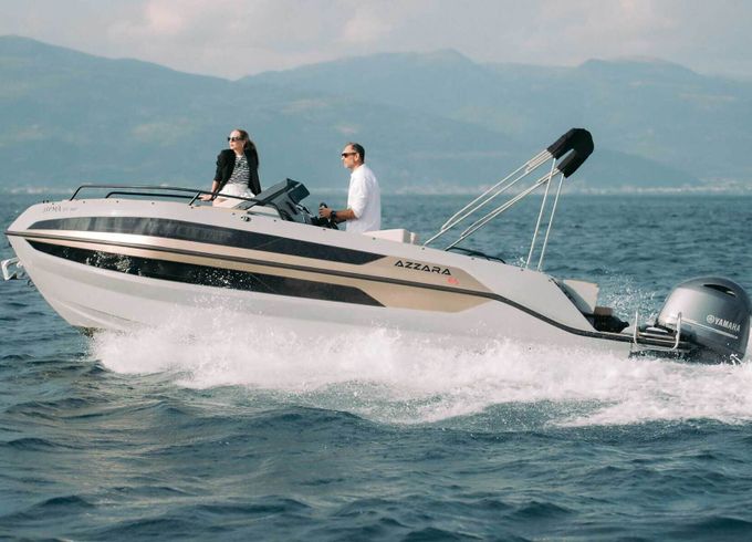 Motorboat Azzara 67s 200hp