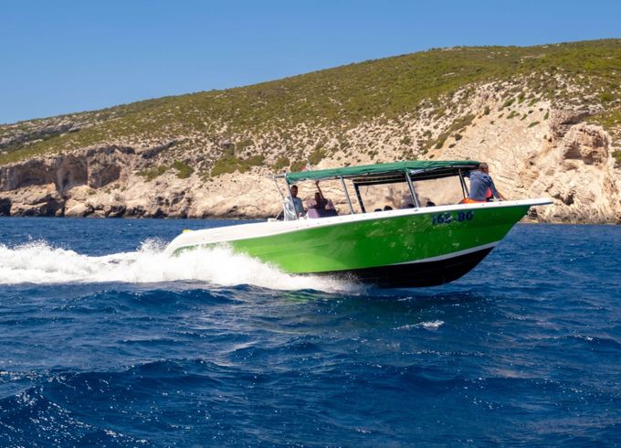 Motorboat Enzo 35 450hp