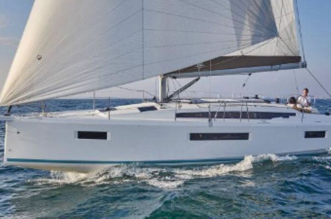 Sailboat Jeanneau Sun Odyssey 410 12.99m
