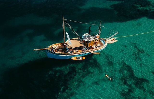 Sailboat Costum made Traditional trawler 16m