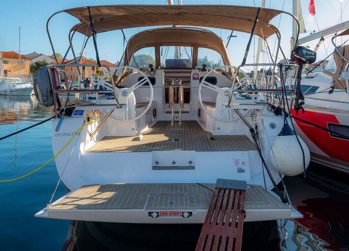 Sailboat ELAN 40 Impression 11.9m