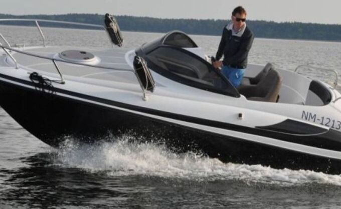 Motorboat VIVA 606 CABIN 115hp