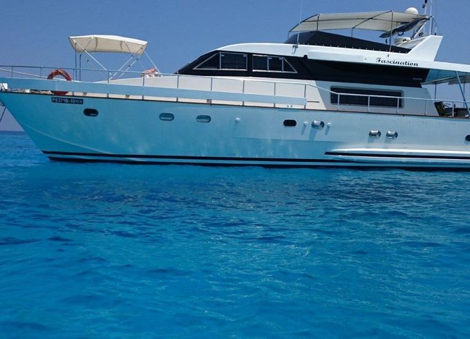 Motor yacht Falcon 70 1640hp