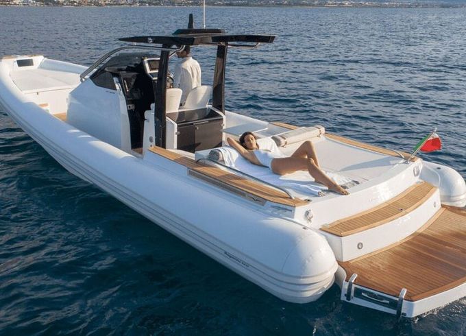 RIB MAGAZZU MX12 GRAND SPORT CUSTOM 600hp
