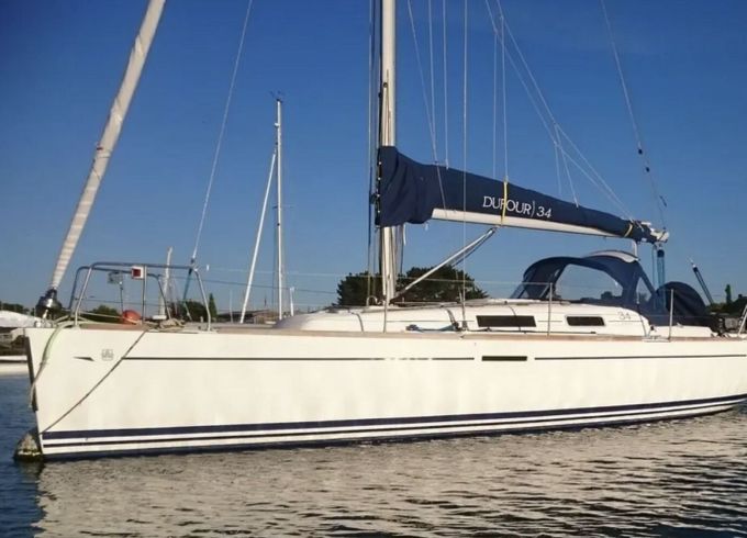 Sailboat Dufour 34 10.28m