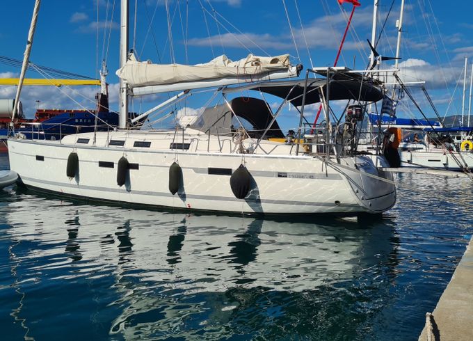 Sailboat BAVARIA CRUISER 45 13.6m