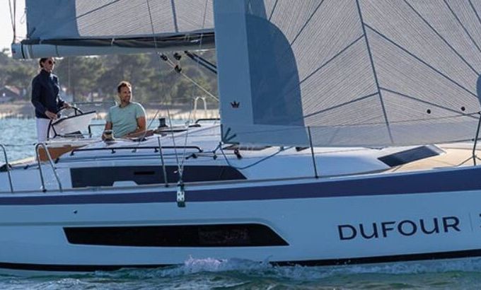 Sailboat 3 DUFOUR 37 KA (3D/2C) 10m