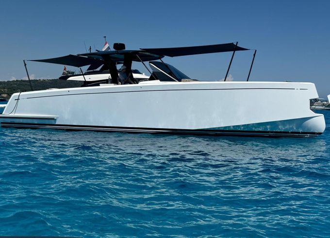 Motorboat Pardo 43 1300hp