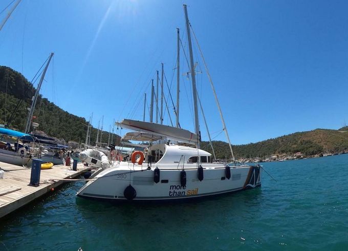 Catamaran Lagoon Lagoon 380 11.55m