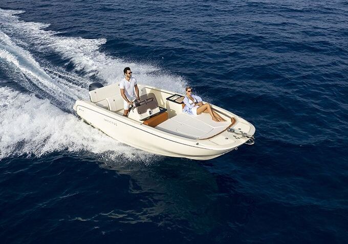 Motorboat CAPOFORTE INVICTUS 200SX 115hp