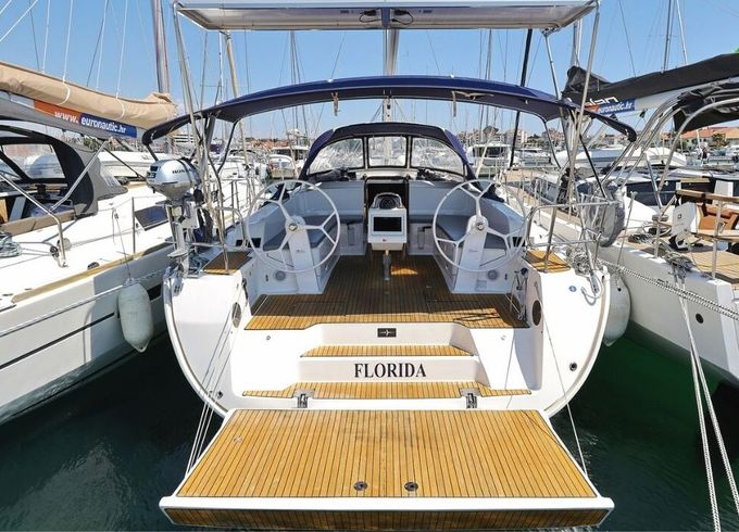 Sailboat Bavaria Yachtbau Bavaria Cruiser 46 - 4 cab. 14m