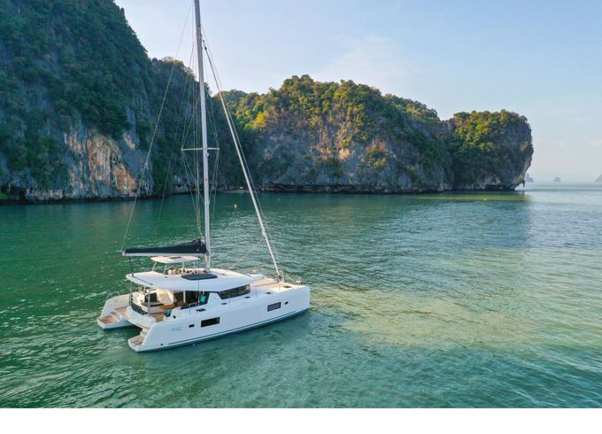 Catamaran Lagoon 42 Millenium 12m