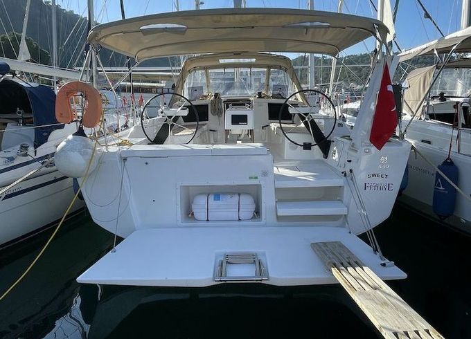 Sailboat Dufour 430 GL 13m