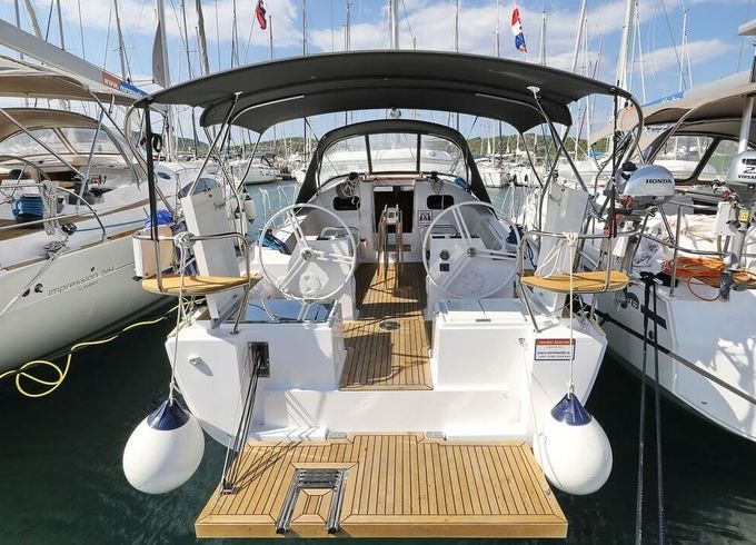 Sailboat Elan Impression  40.1 11.99m