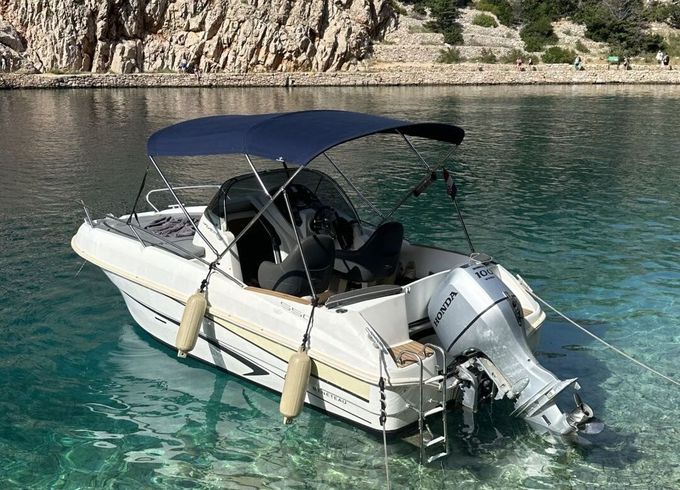Motorboat Beneteau Flyer 5.5 100hp