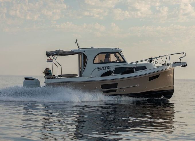 Motorboat Leidi  800 300hp