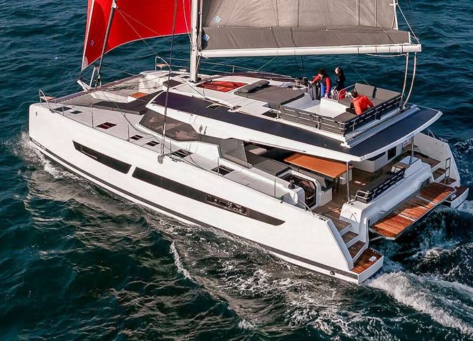 Catamaran Fountaine Pajot Aura 51 15.91m