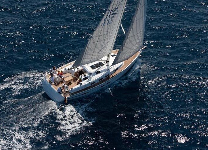 Sailboat Bavaria Yachtbau Bavaria Cruiser 45 - 4 cab. 14m