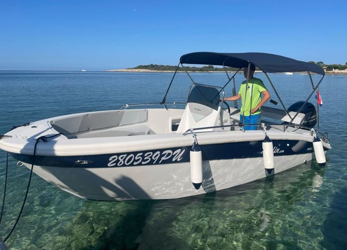 Motorboat Salmeri Calypso 130hp