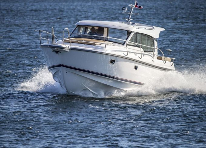 Motorboat Nimbus Boats Nimbus 365 Coupe 435hp