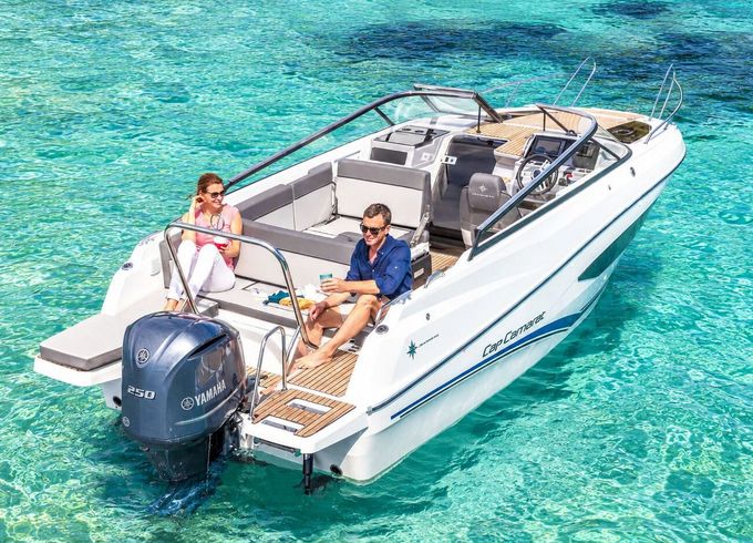 Motorboat Jeanneau Cap Camarat 7.5 Dc 225hp